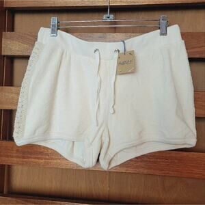NWT Hello Nite! Straw Hat Cream Terry & Lace Shorts Sz S